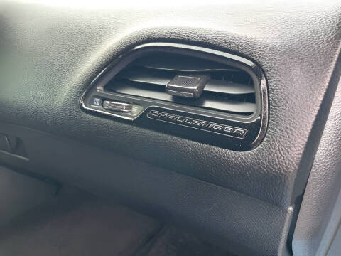 2016 Dodge Challenger R/T Scat Pack