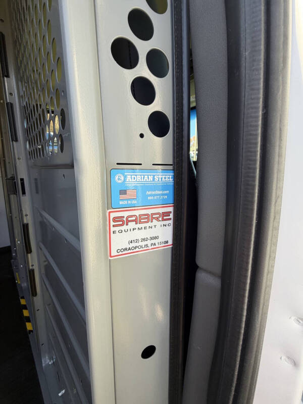 2023 GMC Savana 2500