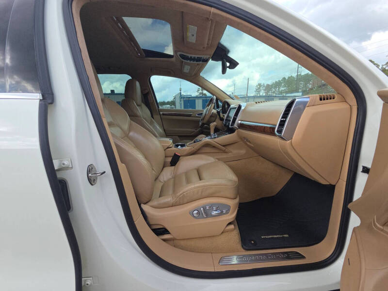 2011 Porsche Cayenne Turbo