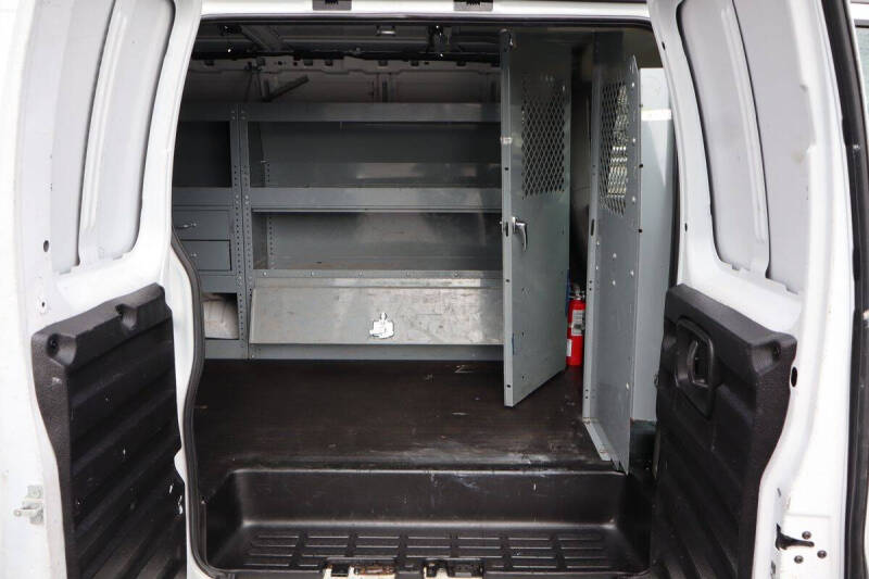 2021 Chevrolet Express 2500