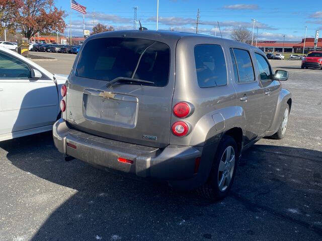 2011 Chevrolet HHR LS's photo