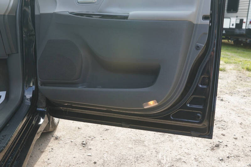 2018 Toyota Sienna XLE 7-Passenger