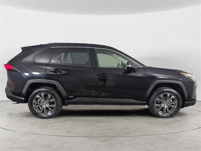 2022 Toyota RAV4 Hybrid XLE Premium