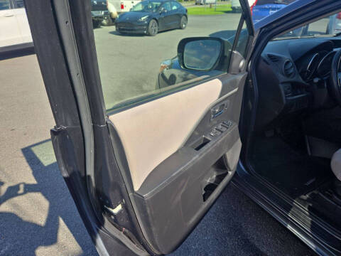 2014 Mazda MAZDA5 Sport