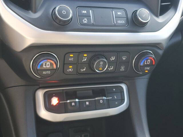 2020 GMC Acadia SLT