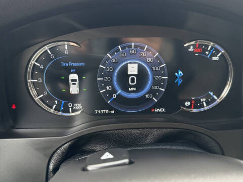 2018 Cadillac Escalade Luxury