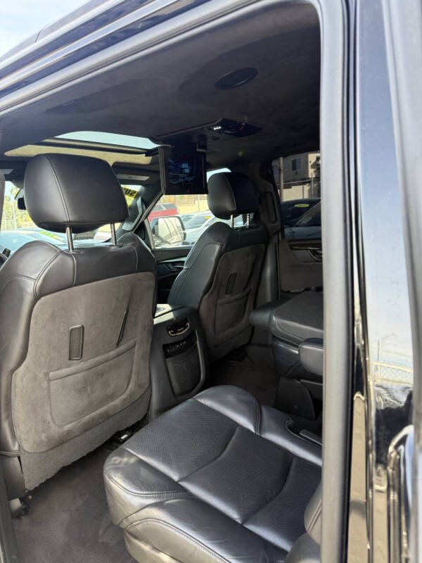 2020 Cadillac Escalade ESV Platinum