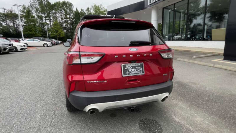 2020 Ford Escape Hybrid Titanium