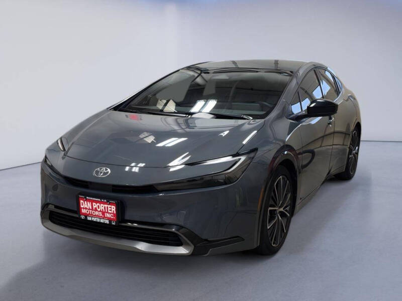 2023 Toyota Prius Limited's photo