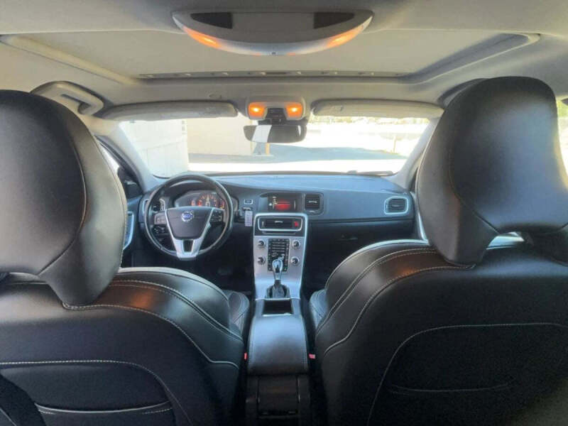 2017 Volvo S60 T5 Dynamic