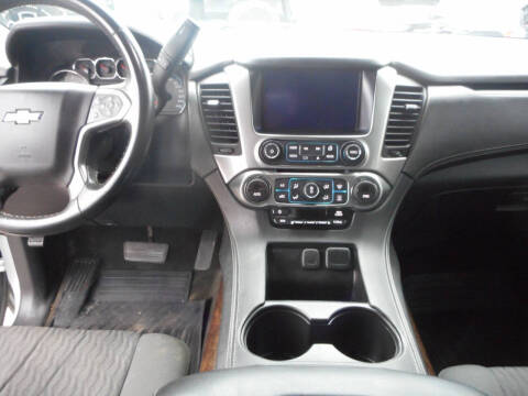 2016 Chevrolet Suburban LS