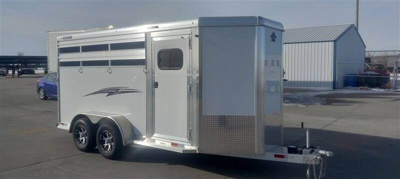 2023 Titan Trailer 3 Horse LIGHTNING