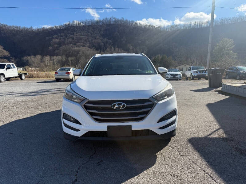 2016 Hyundai Tucson SE