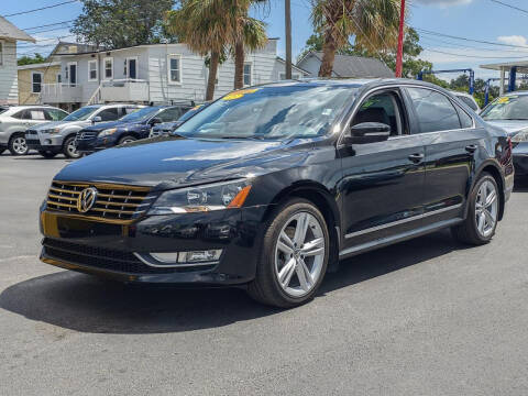 2013 Volkswagen Passat for sale at Bond Auto Sales in Saint Petersburg FL