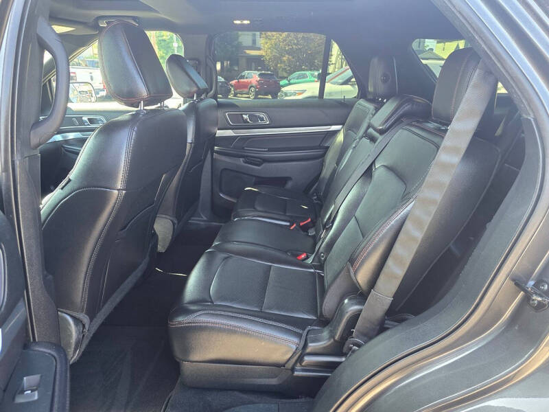 2018 Ford Explorer Sport