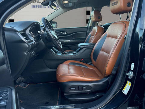 2017 GMC Acadia SLT-1