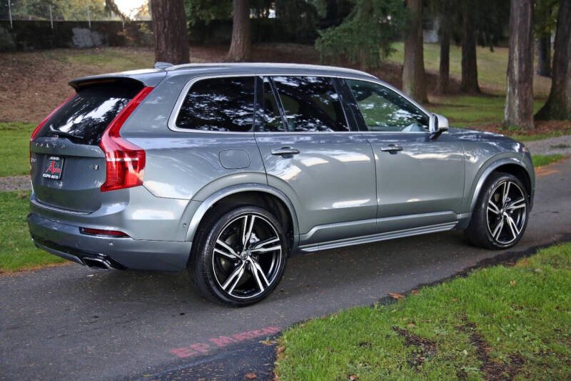 2017 Volvo XC90 T5 R-Design