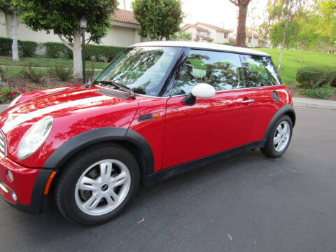 2005 MINI Cooper for sale at E MOTORCARS in Fullerton CA