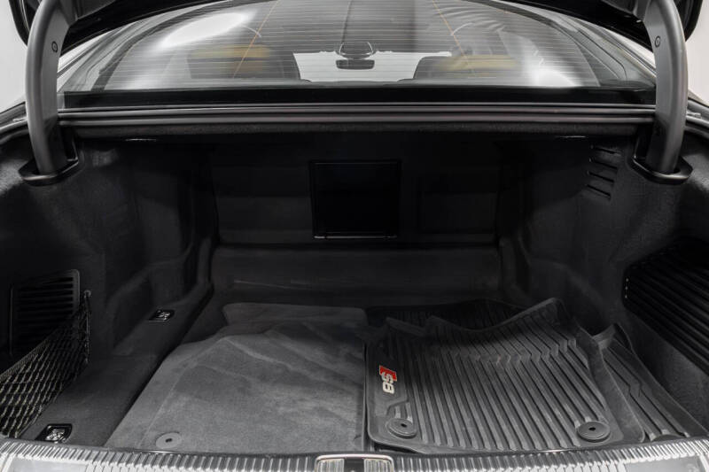 2023 Audi S8 4.0T quattro