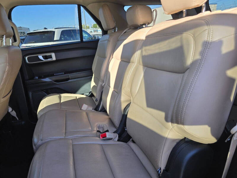 2021 Ford Explorer