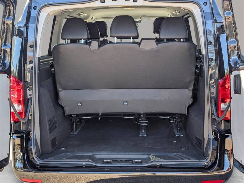 2020 Mercedes-Benz Metris Passenger