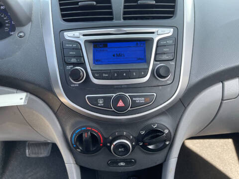 2014 Hyundai Accent GS