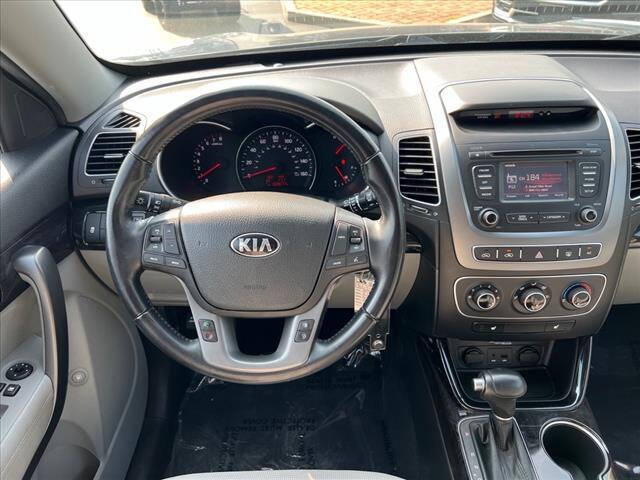 Used 2014 Kia Sorento LX with VIN 5XYKT3A68EG472114 for sale in Wood River, IL