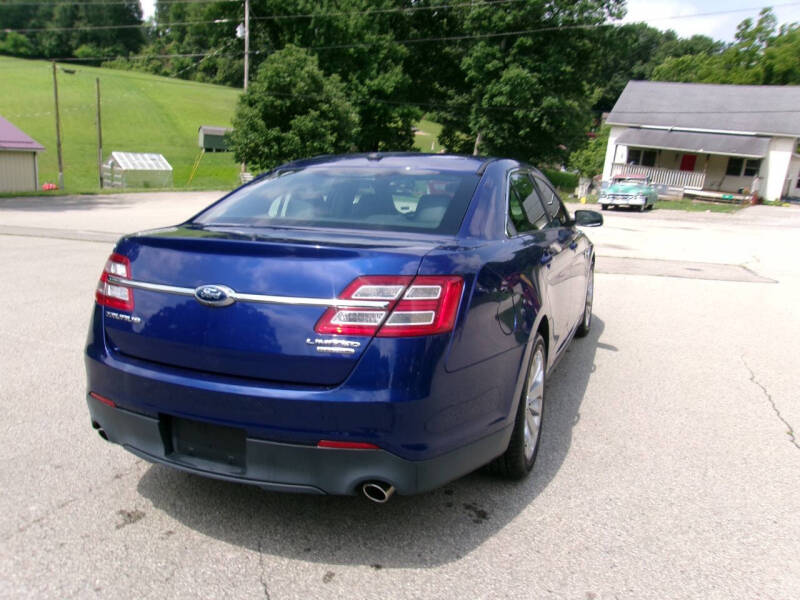 2015 Ford Taurus Limited