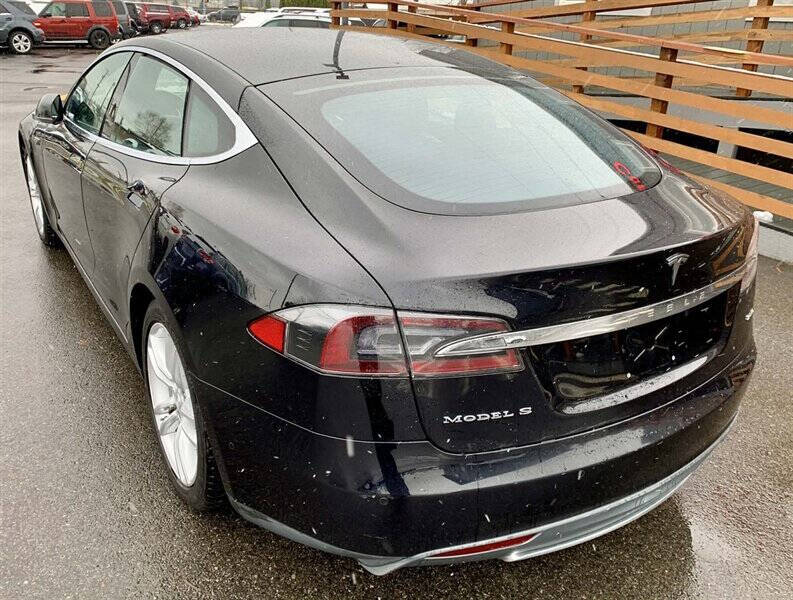 2015 Tesla Model S 85D