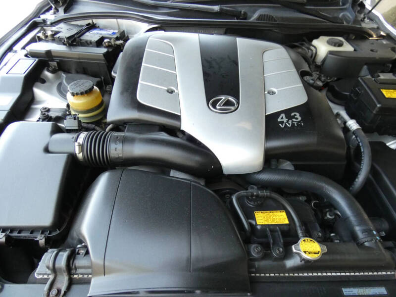 2006 Lexus SC 430