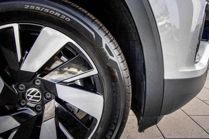 2024 Volkswagen Atlas Cross Sport SE