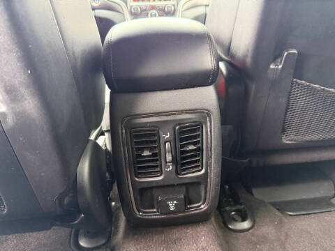 2017 Jeep Grand Cherokee Altitude