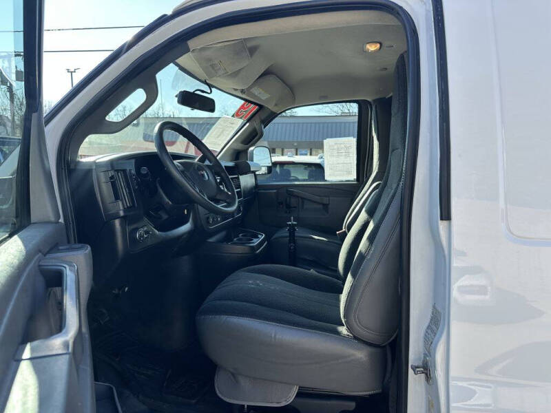 2019 GMC Savana 2500