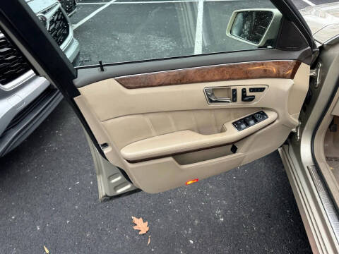 2011 Mercedes-Benz E-Class