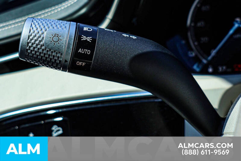 2024 Genesis Electrified GV70