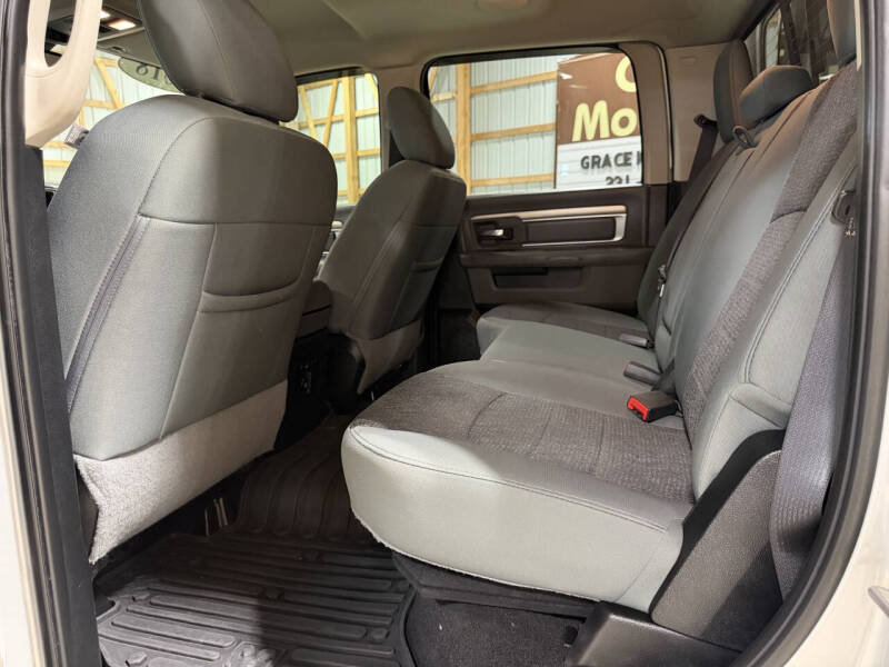 2018 RAM 1500 SLT