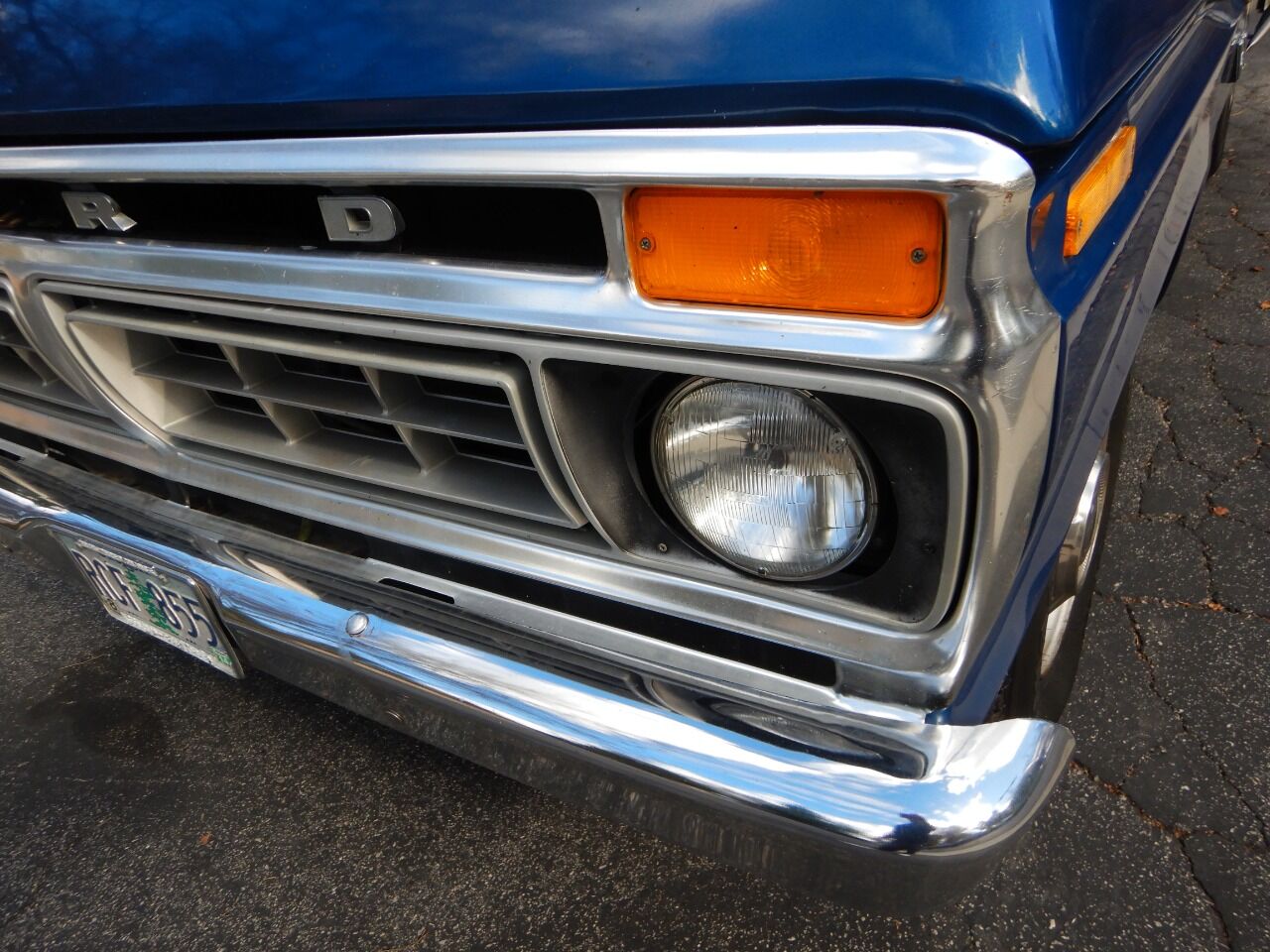 1976 Ford F-250 16