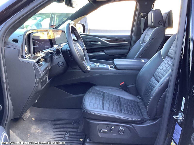 2024 Cadillac Escalade Sport Platinum