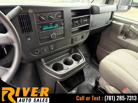 2017 Chevrolet Express 2500