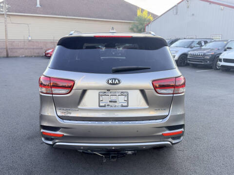 2016 Kia Sorento SX V6