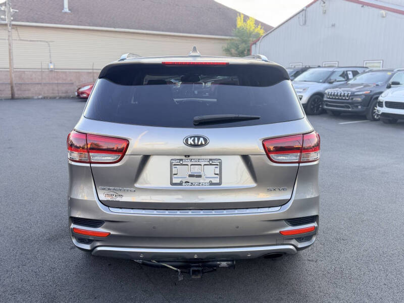 2016 Kia Sorento SX V6