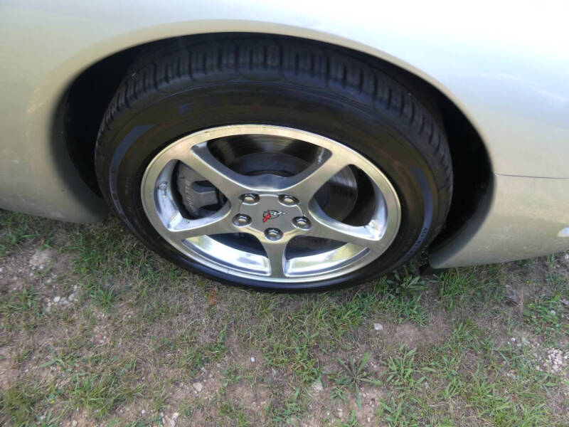 2004 Chevrolet Corvette