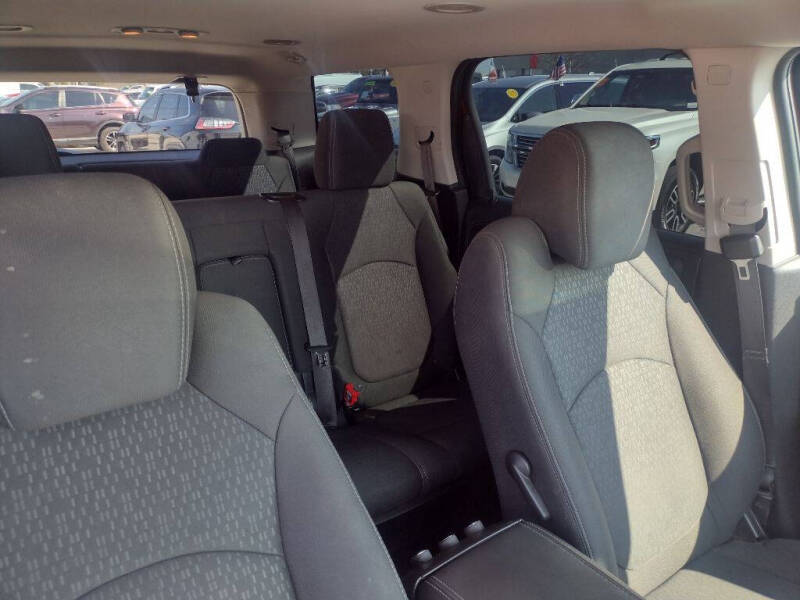 2016 GMC Acadia SLE-1