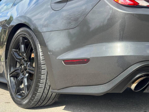 2018 Ford Mustang