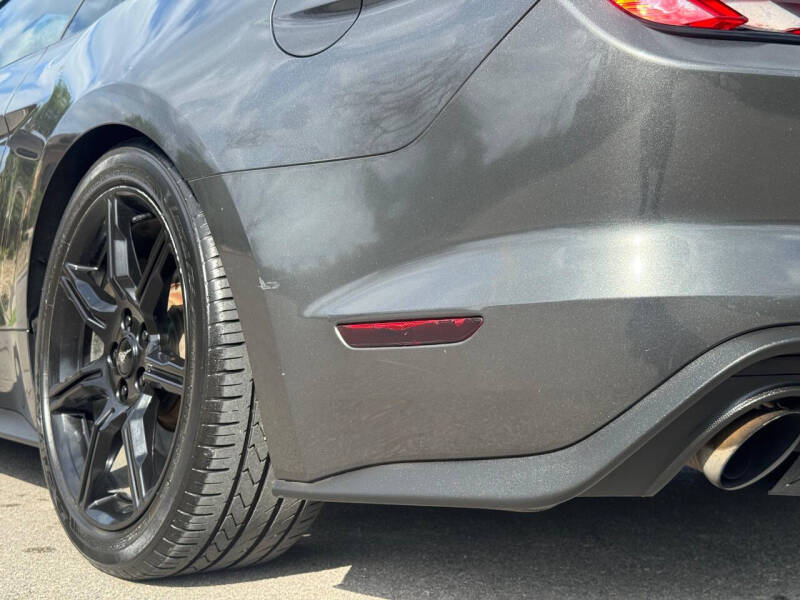 2018 Ford Mustang