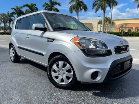 2013 Kia Soul for sale at Kaler Auto Sales in Wilton Manors FL