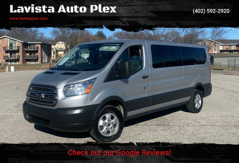 2017 ford transit passenger 350 xlt