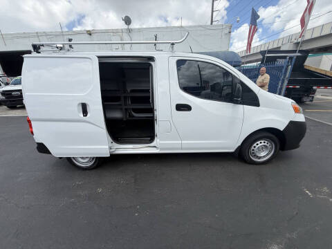 2015 Nissan NV200 S