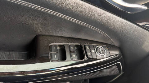 2017 Kia Cadenza Premium