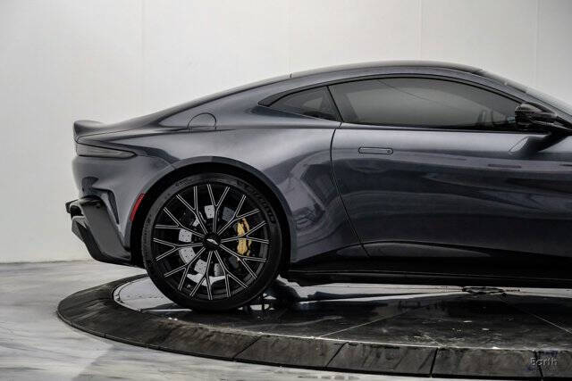 2023 Aston Martin Vantage V12